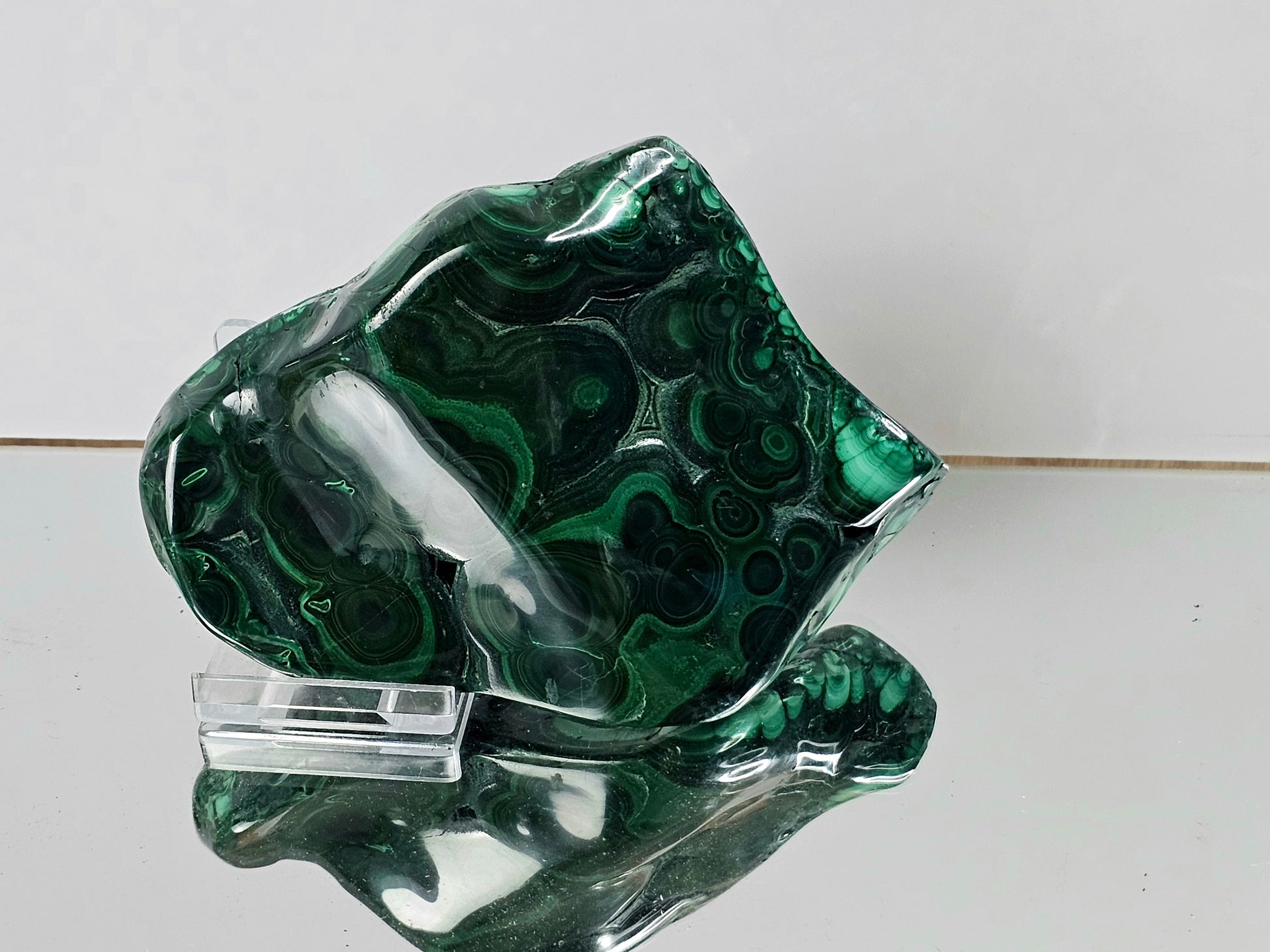 malachite crystal polished