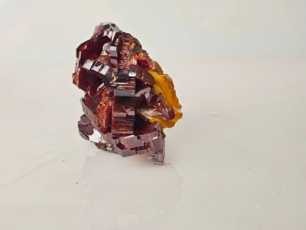 high grade vanadinite crystal